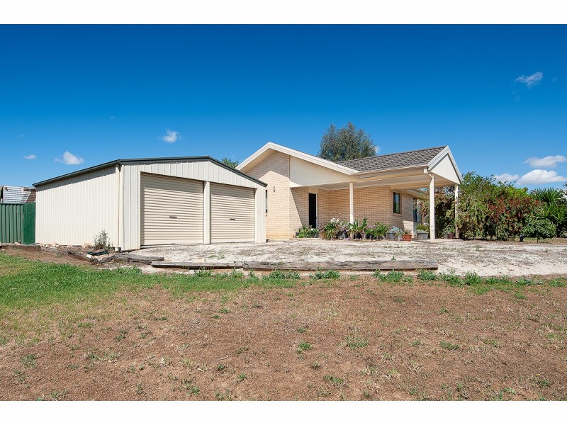 122 Clarke Street, Howlong NSW 2643