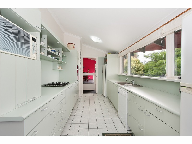 4 Bunker Court, Albury NSW 2640