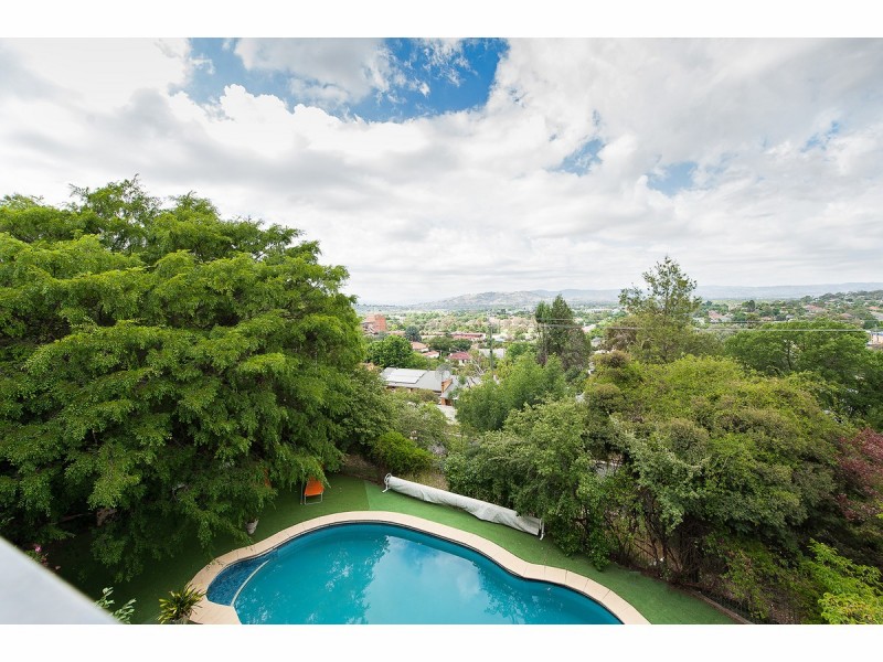 4 Bunker Court, Albury NSW 2640