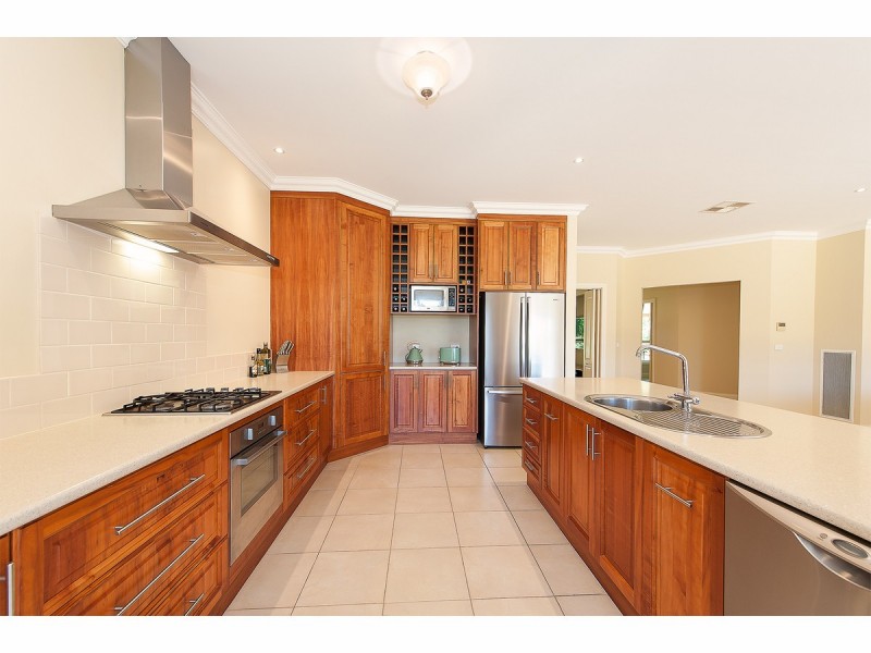 26 Lobbe Road, Thurgoona NSW 2640