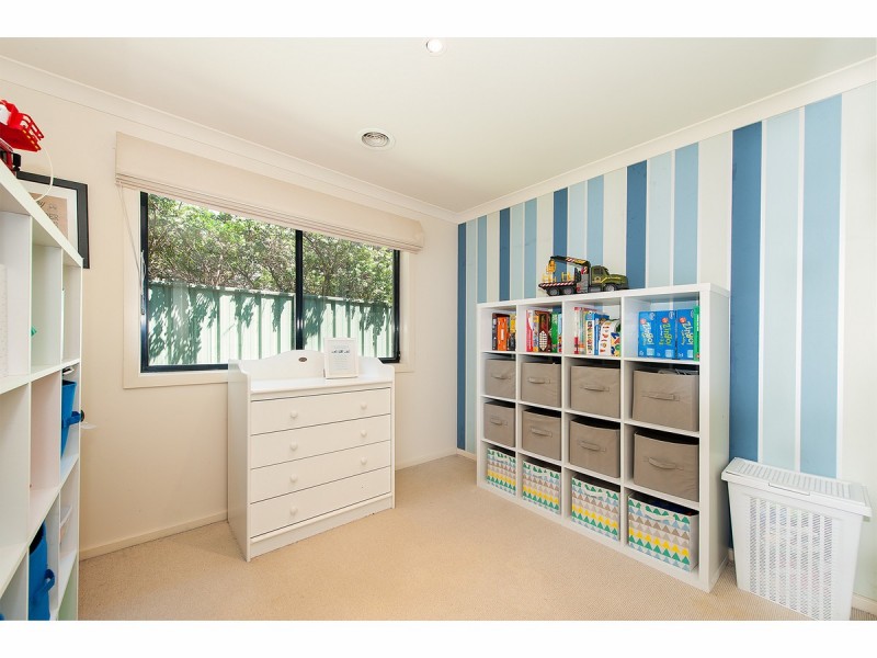 32 Jenny Wren Place, East Albury NSW 2640