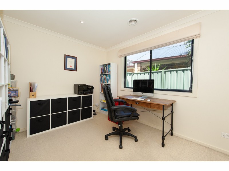 32 Jenny Wren Place, East Albury NSW 2640