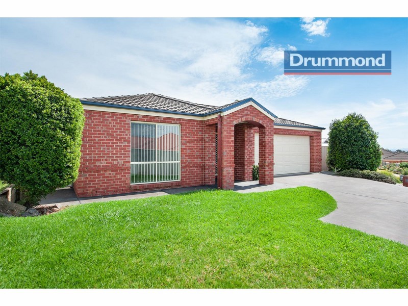 7 Hawk Place, West Wodonga VIC 3690