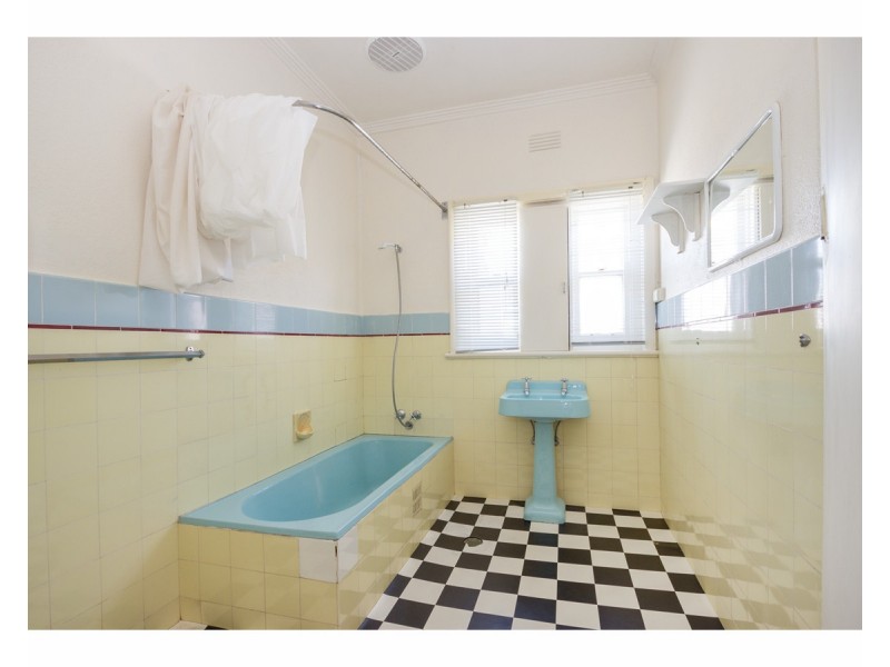 423 Wagga Road, Lavington NSW 2641