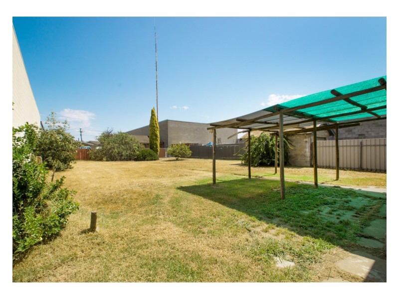 423 Wagga Road, Lavington NSW 2641