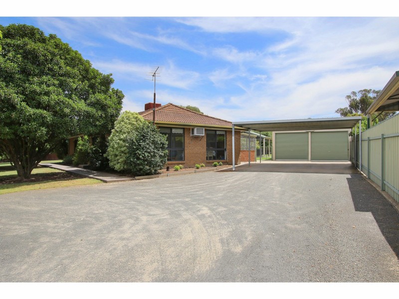 121 – 123 Clarke Street, Howlong NSW 2643