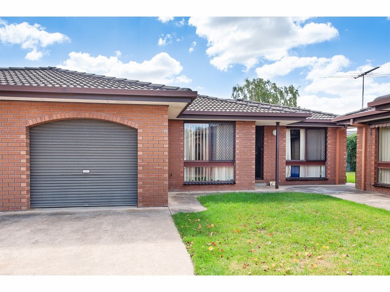4/384 Kaylock Road, Lavington NSW 2641