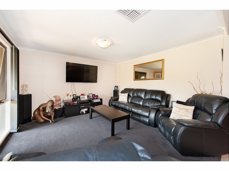 1 Sugar Gum Road, Thurgoona NSW 2640