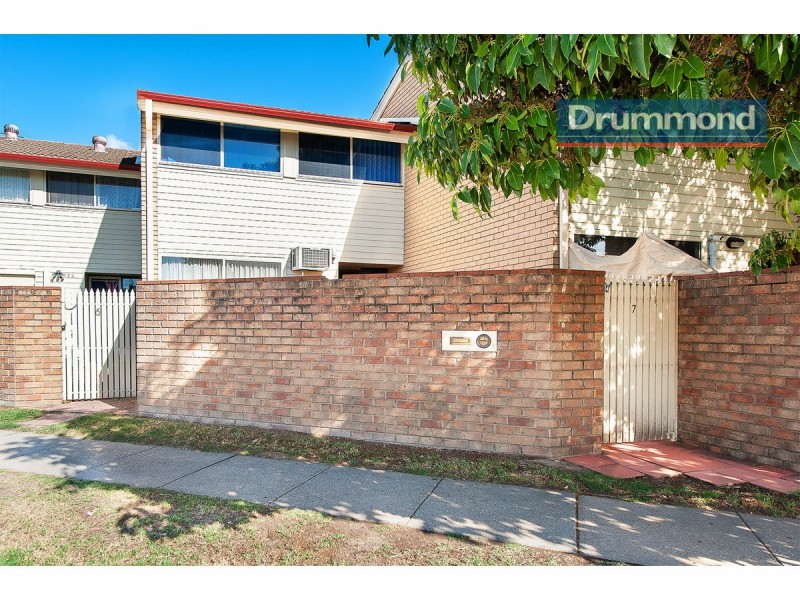 7/429 Griffith Road, Lavington NSW 2641
