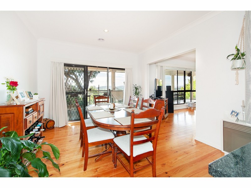 707 Yambla Avenue, Albury NSW 2640