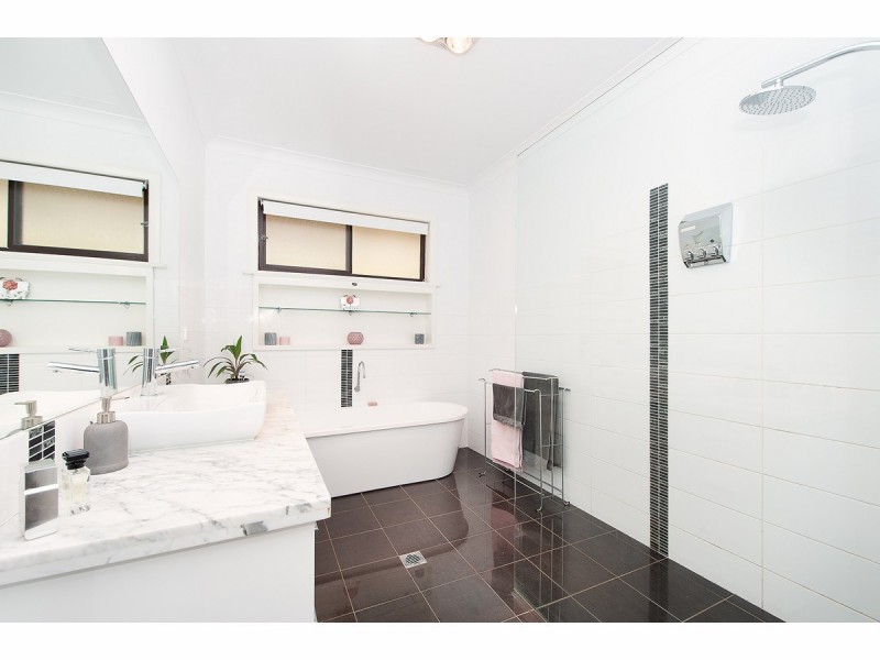 707 Yambla Avenue, Albury NSW 2640