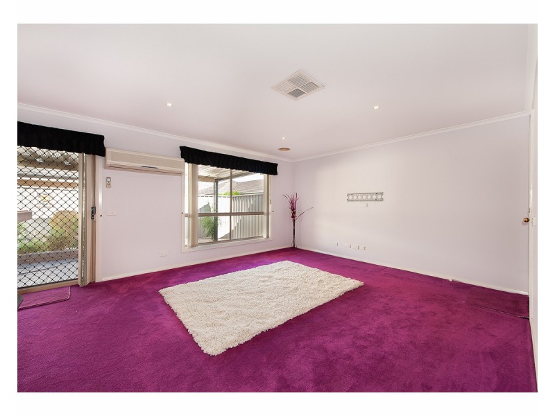 1/460 Parnall Street, Lavington NSW 2641