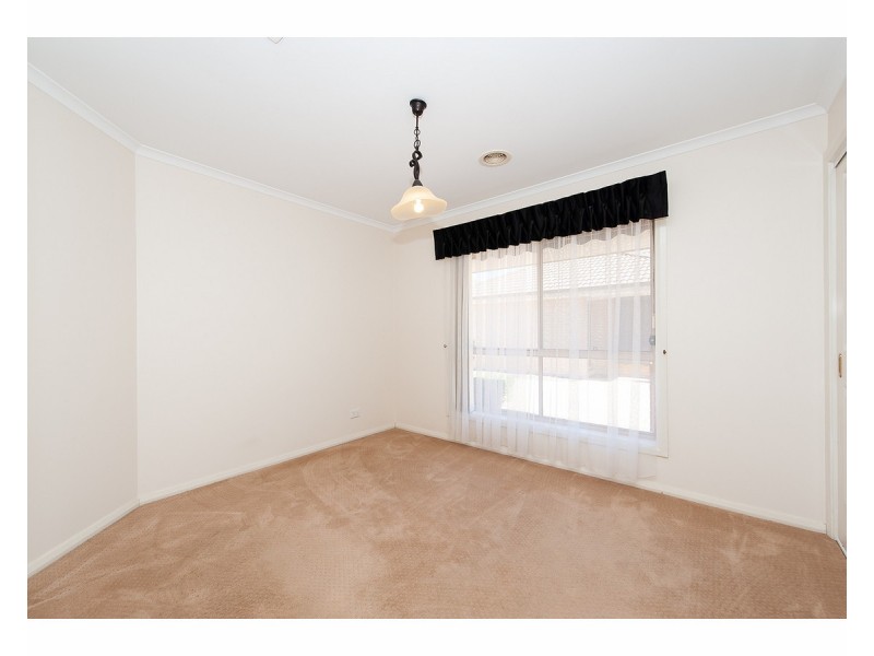 1/460 Parnall Street, Lavington NSW 2641