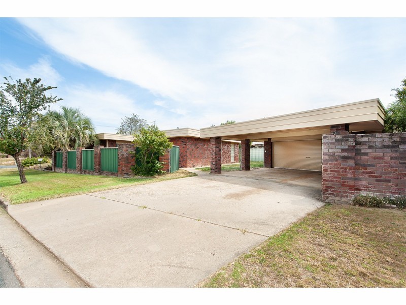 578 Regina Avenue, North Albury NSW 2640