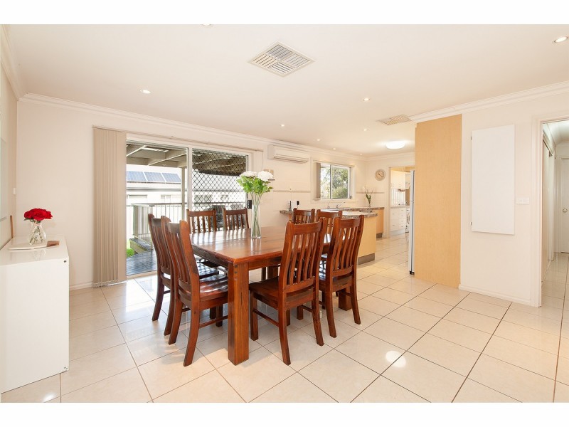 32 Winnell Court, Thurgoona NSW 2640