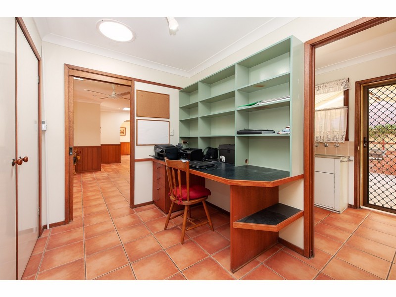 382 Poplar Drive, Lavington NSW 2641