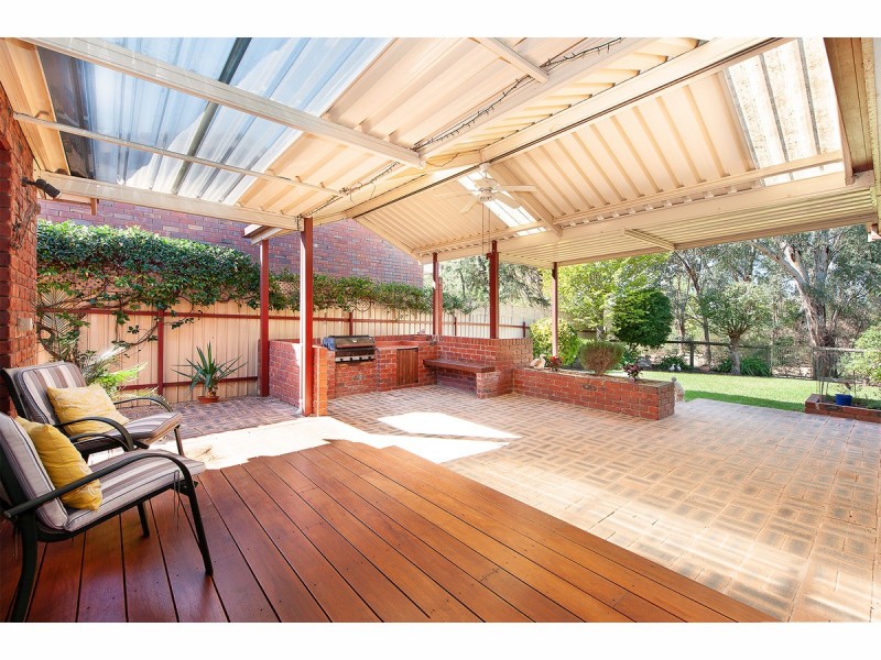 382 Poplar Drive, Lavington NSW 2641
