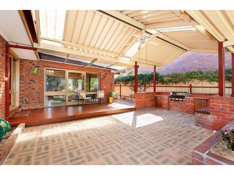 382 Poplar Drive, Lavington NSW 2641