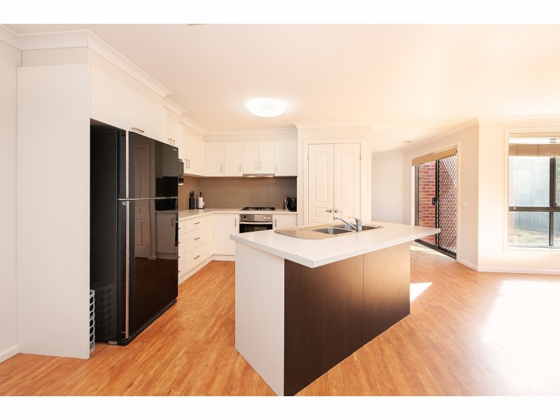 2/3 Swallow Street, Thurgoona NSW 2640