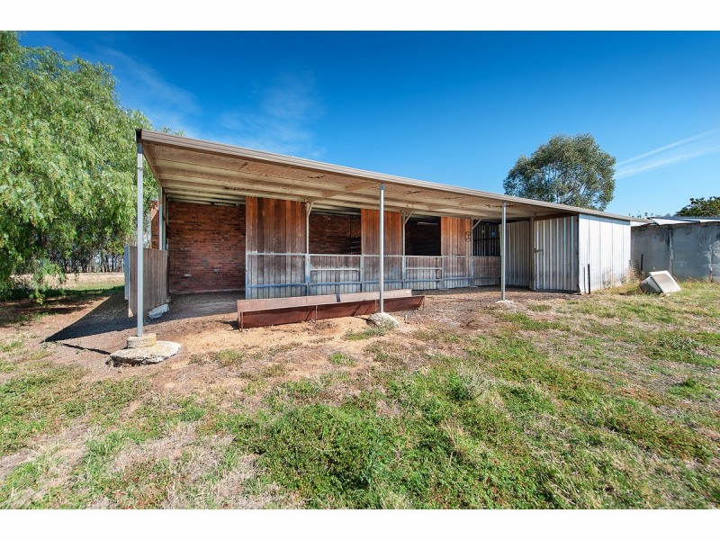 111 Nation Road, Jindera NSW 2642