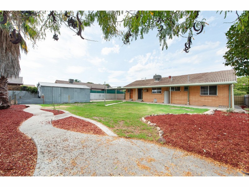 357 Dick Road, Lavington NSW 2641