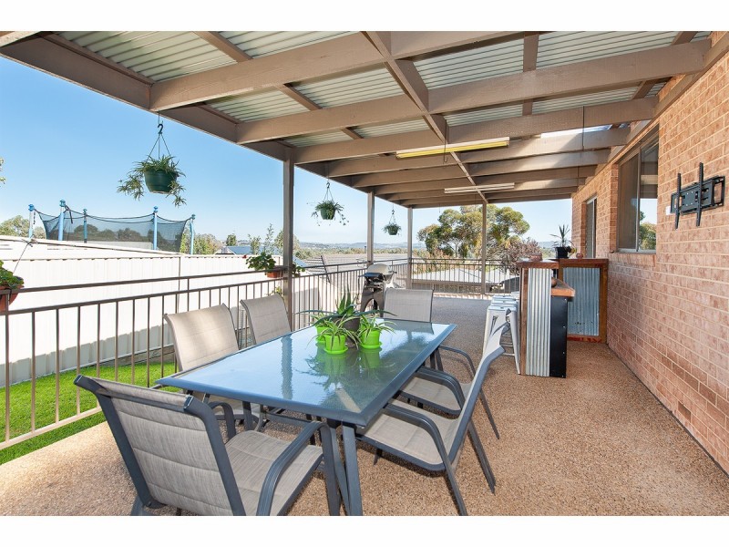 57 Dryandra Way, Thurgoona NSW 2640