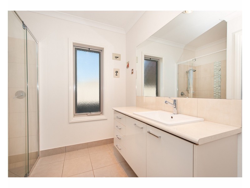 639 Storey Street, Springdale Heights NSW 2641