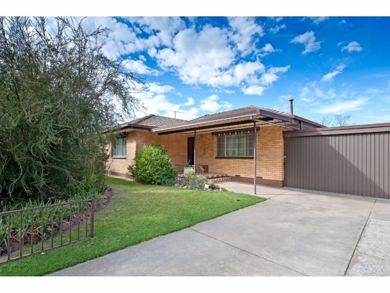 523 Kaitlers Road, Lavington NSW 2641