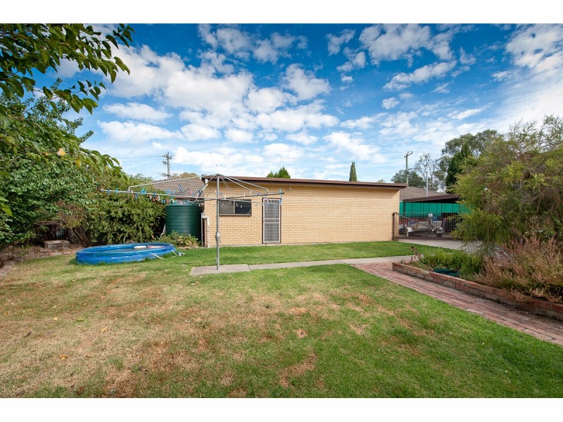 523 Kaitlers Road, Lavington NSW 2641