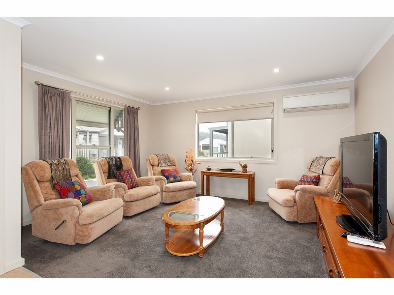 64/639 Kemp Street, Springdale Heights NSW 2641