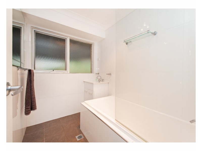 17 Kensington Court, Thurgoona NSW 2640