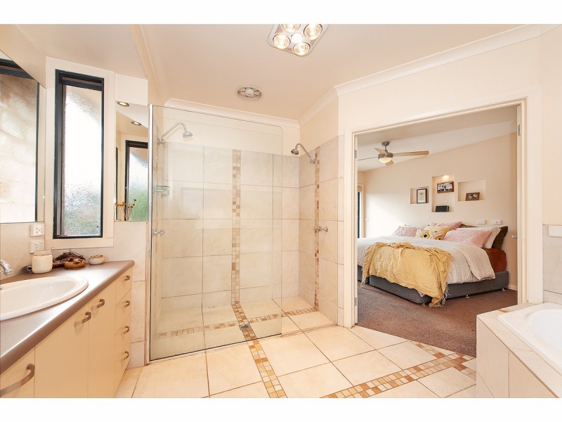 603 Regina Avenue, North Albury NSW 2640