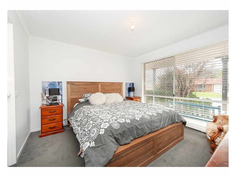 14 Cooper Close, Glenroy NSW 2640