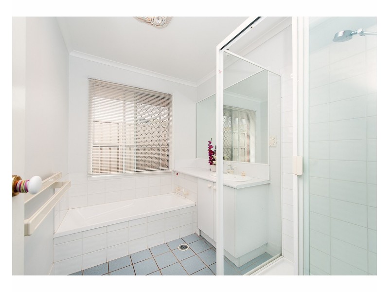 14 Cooper Close, Glenroy NSW 2640
