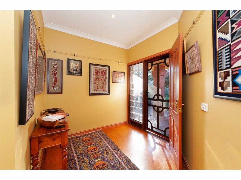 42 Hammer Street, Howlong NSW 2643