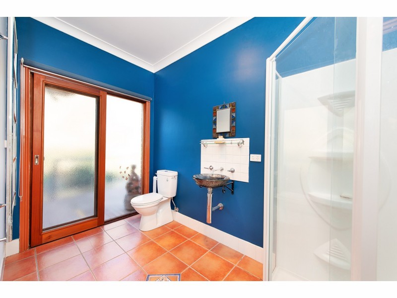 42 Hammer Street, Howlong NSW 2643