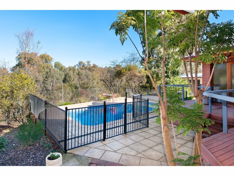 42 Hammer Street, Howlong NSW 2643