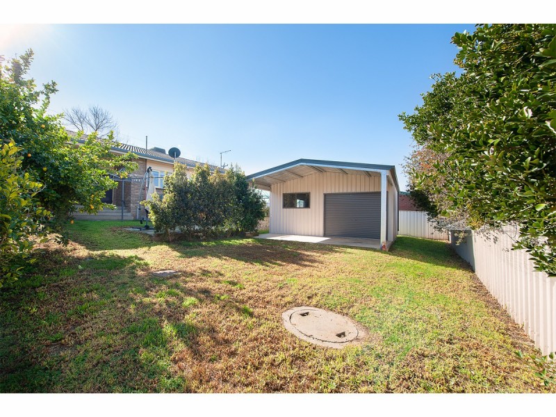 657 Briardale Road, Lavington NSW 2641
