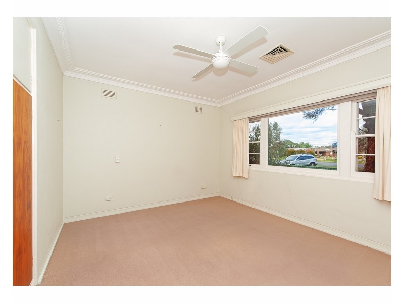 98 Balfour Street, Culcairn NSW 2660