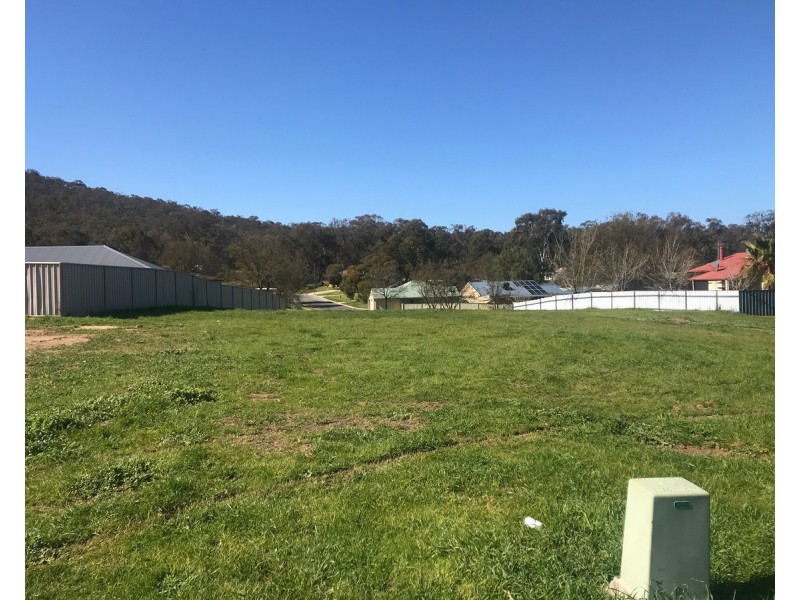 5 Cyprus Place, West Albury NSW 2640