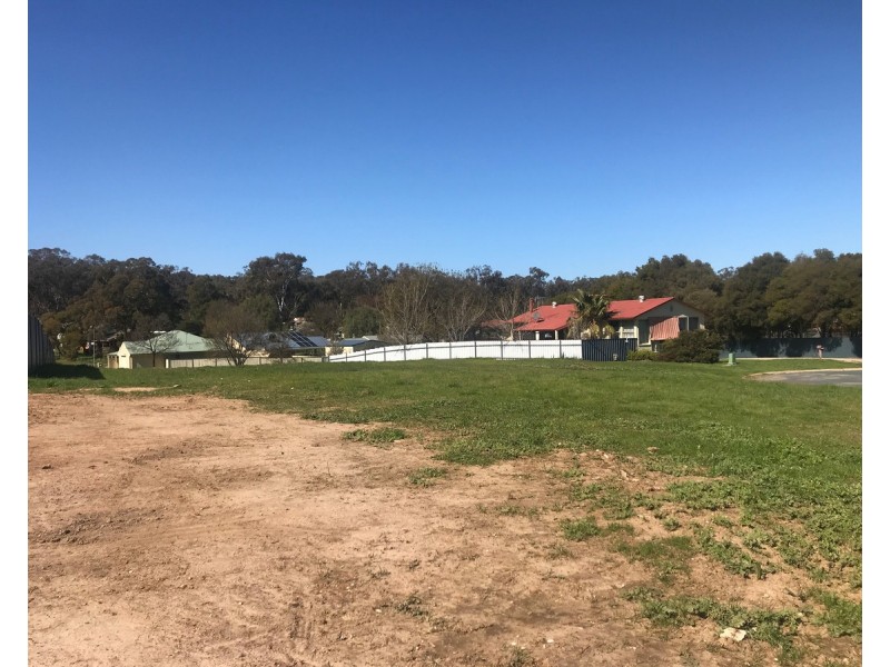 5 Cyprus Place, West Albury NSW 2640