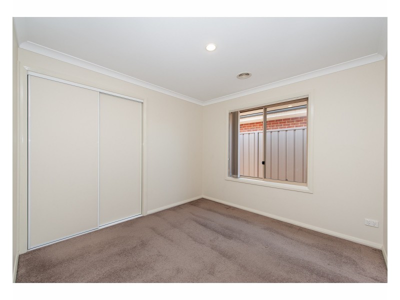 3 Snowgum Place, Thurgoona NSW 2640