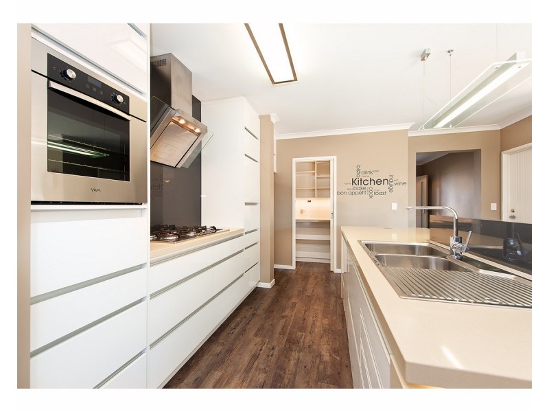 3 Britton Court, Jindera NSW 2642