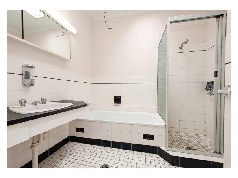 357 Cheyenne Drive, Lavington NSW 2641