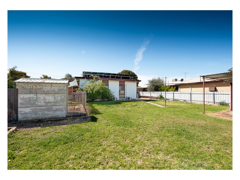 357 Cheyenne Drive, Lavington NSW 2641
