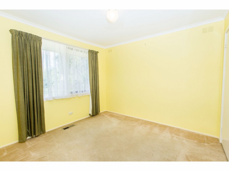 329 Haines Court, Lavington NSW 2641