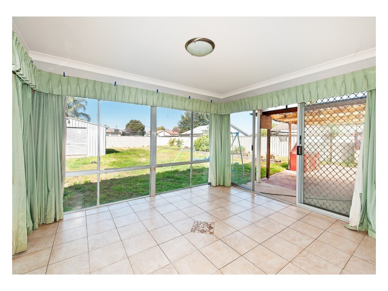 458 Danes Street, Lavington NSW 2641