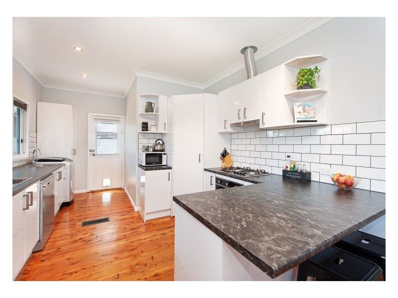 394 Eden Street, Lavington NSW 2641