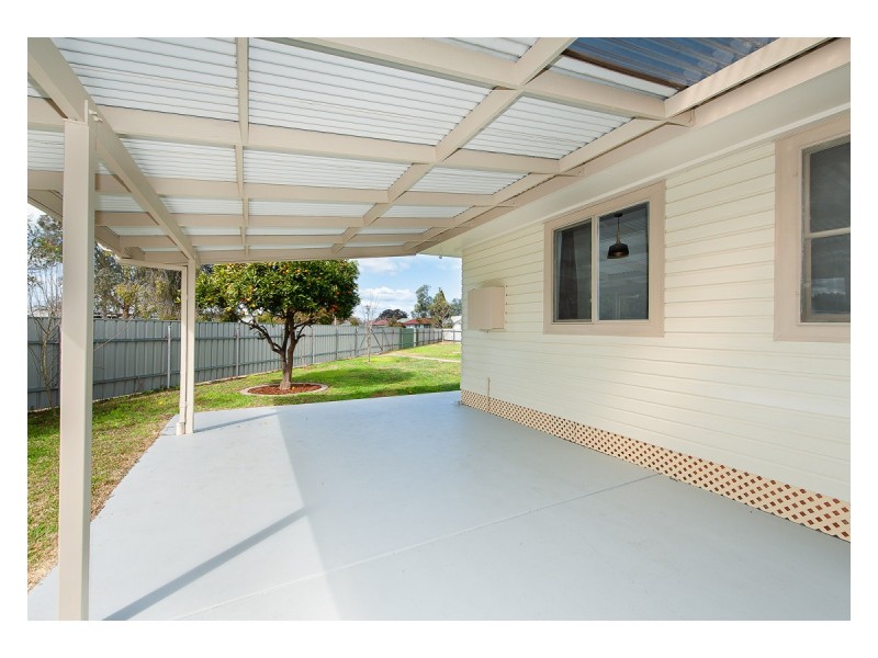 1022 Calimo Street, North Albury NSW 2640