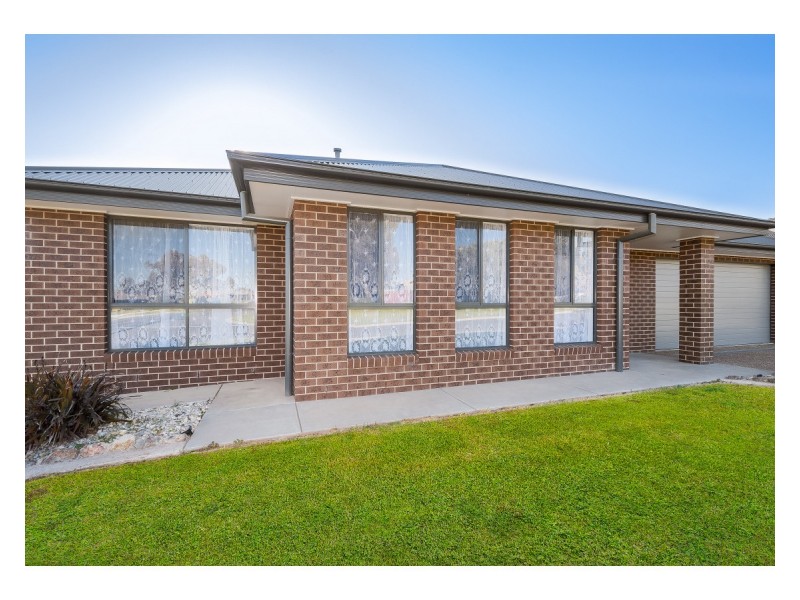 1 & 2/298 Kaitlers Road, Springdale Heights NSW 2641